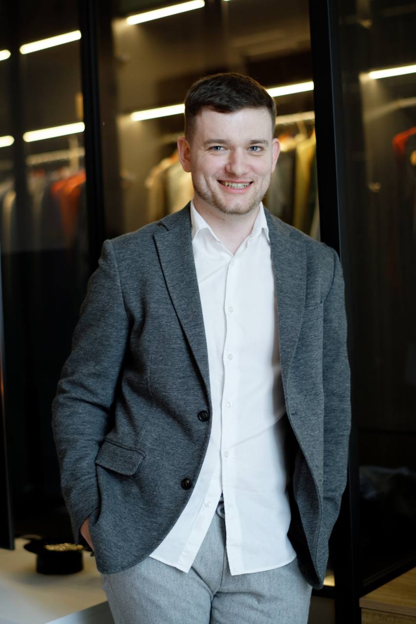 Paul Okhrem — AI Consultant and Fractional Chief AI Officer